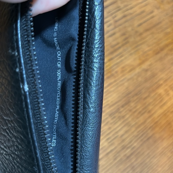 Matt & Nat Black trifold wallet - Picture 6 of 8